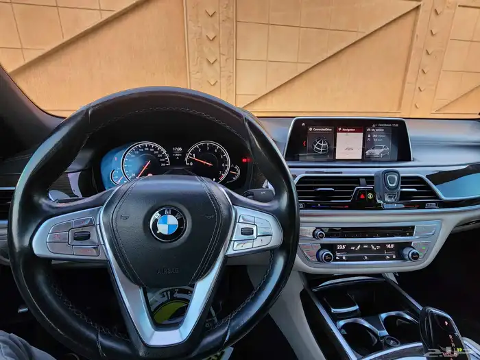 ممشي 164الف  2019  BMW 730il 18
