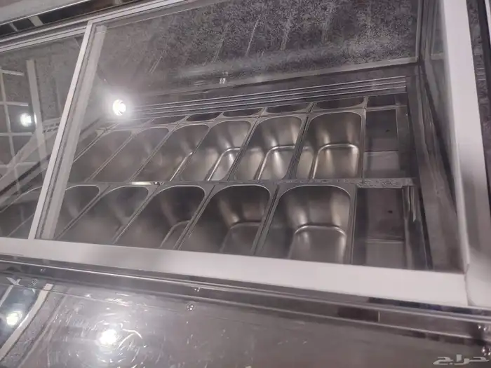 ثلاجه عرض جيلاتو 3