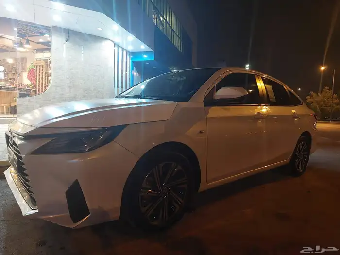 تيوتا يارس 2023 4