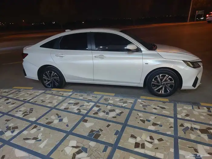 تيوتا يارس 2023 2