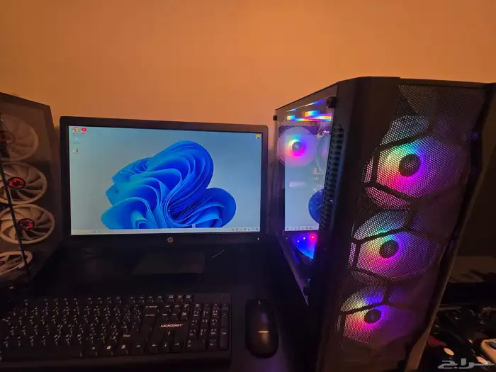 للبيع pc مكتبي قابل للتفاوض بلمعقول 0