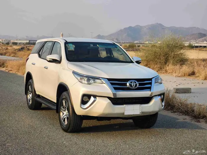 تويوتا فورتشنر 4 سلندر بدون دبل 3