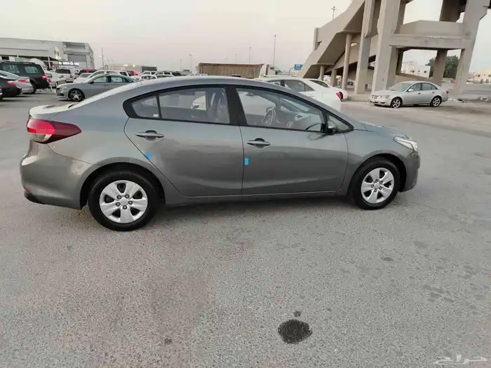 كيا سيراتو 2017 3