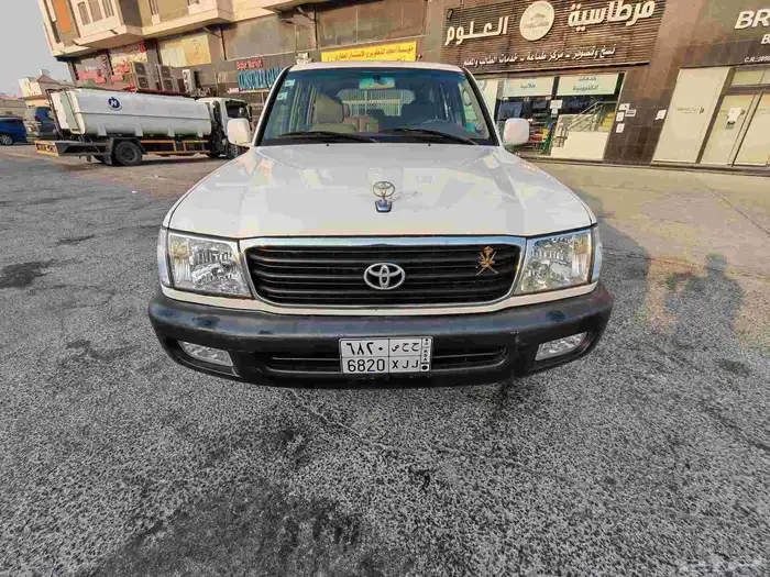 للبيع جيب لاندكروزر 2001 2