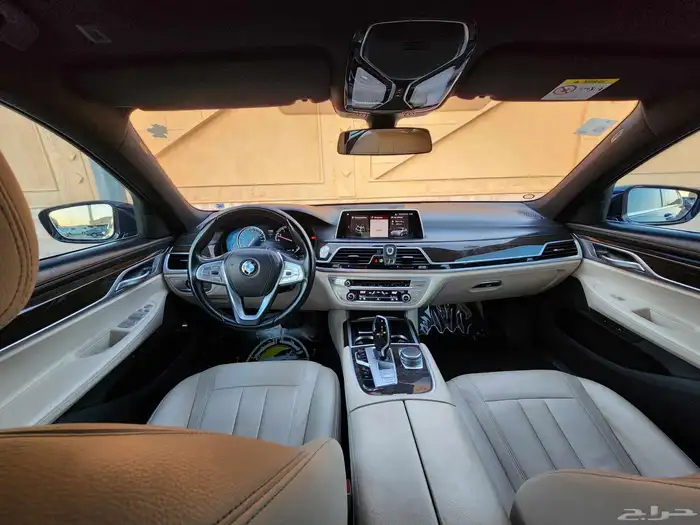 ممشي 164الف  2019  BMW 730il 13