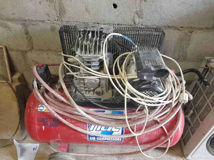 ماطور هواء ومكينه لحام والاغراض المعروضه للبيع 0