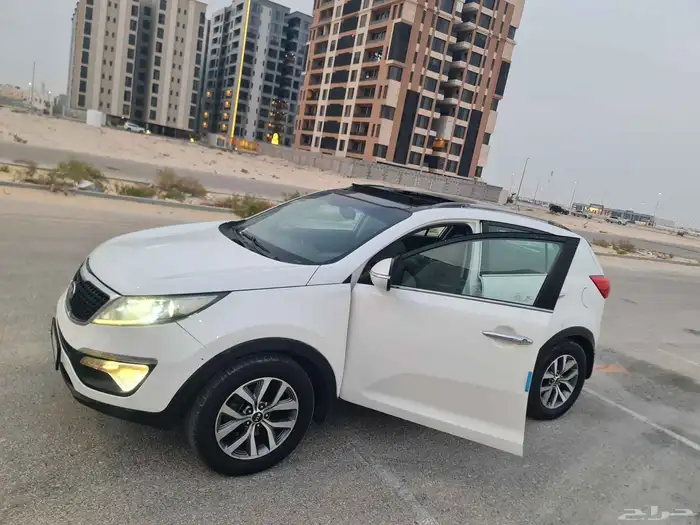 للبيع سوبرتاج 2015 نص فل 9