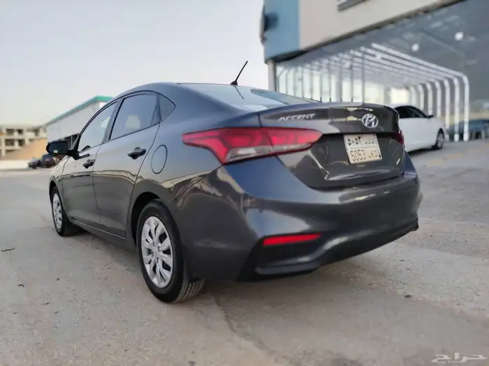 سياره هواندي اكسنت 2020 نضيفه مره منوه المستخدم 5