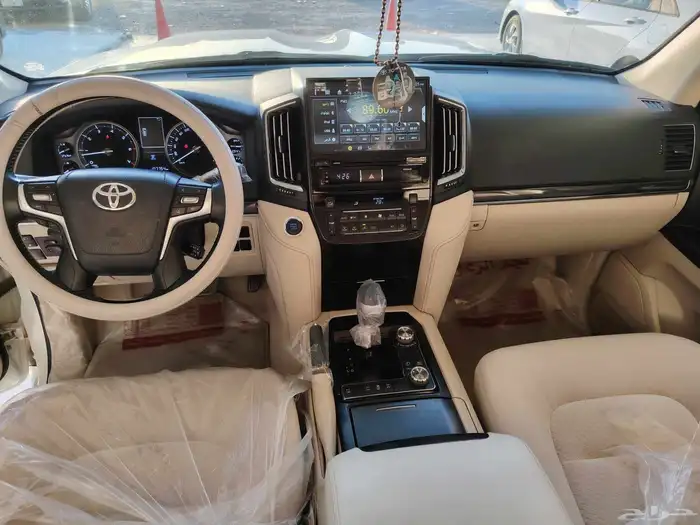 تويوتا لاند كروزر جراند تورنج 2021 11