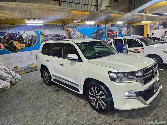 تيوتا لاندكروزر جي اكس ار v6 موديل 2020 2