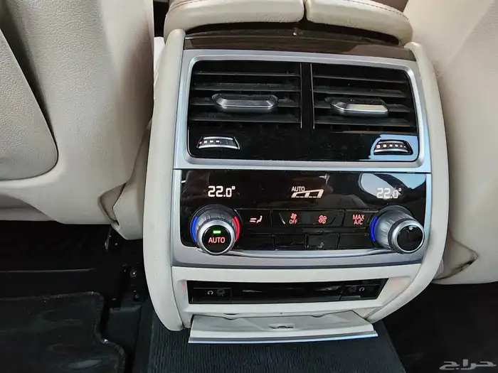 ممشي 164الف  2019  BMW 730il 12