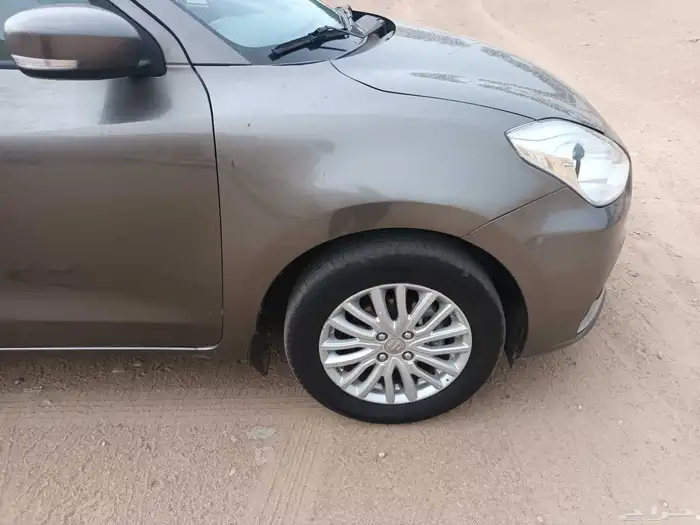 سوزوكي ديزاير 2023 ستاندر 8