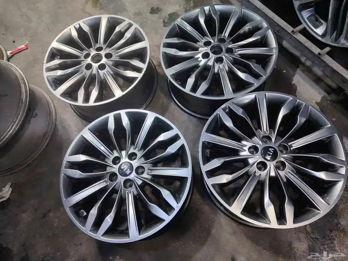 جنوط كياه كدنزا مقاس 19موديل 2023 فل مستعمل اصلي 0