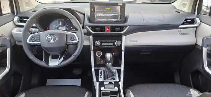 تويوتا فيلوز 2025 فل السعر 73500 شامل الضريبه 19