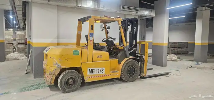 تاجير رافعه شوكيه فوركلفت ورافعه يدوية جاك 2