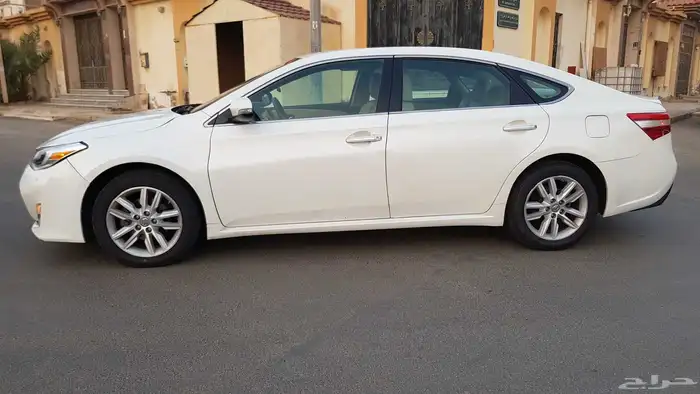 تويوتا افالون 2014 3