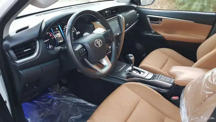 تويوتا فورتشنر 2023 12