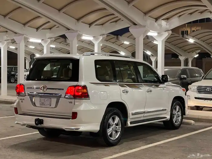 تويوتا لاند كروزر 2014 فل 6