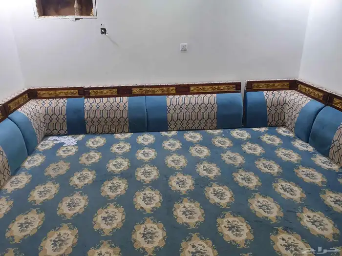 مساند وكنب للمخيمات 0