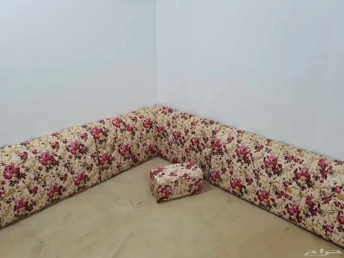 مساند وكنب للمخيمات 8