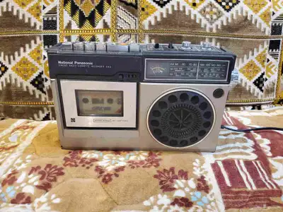 راديو ومسجل ناشيونال   بداية السبعينات   غني عن التعريف  ث index