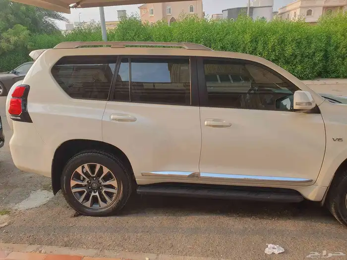 برادو 2023 فل كامل فتحة مقاعد حلد وكهرب 6 سلندر الساير 4