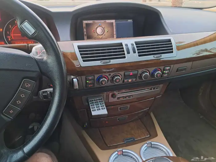 بي ام دبليو فل كامل شبه مخزنه وكاله 19