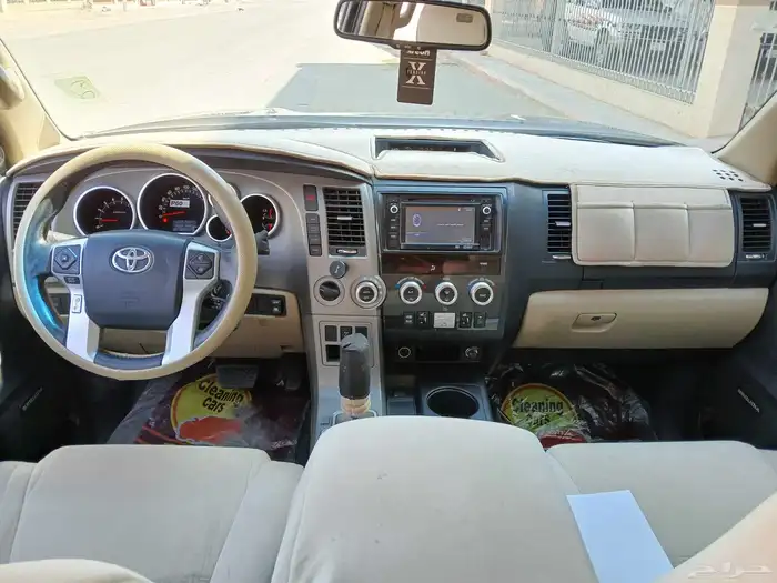 تويوتا سيكويا 2016 ليمتد فل كامل - سعودى - ممشى قليل 10