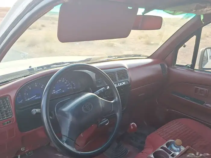 هايلوكس للبيع 4