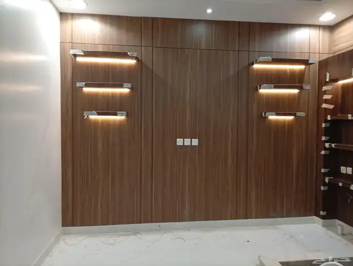 قبل وبعد. تركيب مشب شيبرد خشبي 1