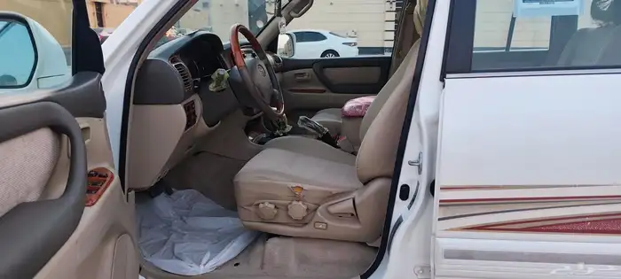 تويوتا لاندكروزر موديل 2007 4