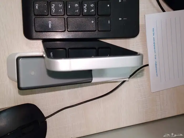 ايفون 16e اخو الجديد 4