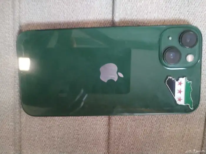 جوال ايفون13 العادي جديد ولايوجد به اي خدوش سبب البيع للتجدي 0