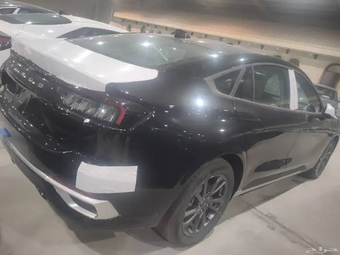 فورد تورس ترند 2026 تيتانيوم 6