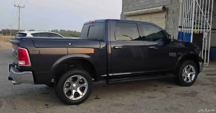 دوج رام 2020 لارامي كلاسيك 5.7 هيمي 5