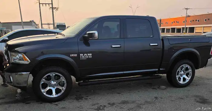 دوج رام 2020 لارامي كلاسيك 5.7 هيمي 6