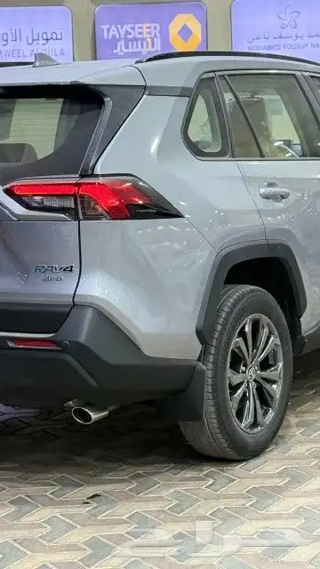 تويوتا راف فور XLE بنزين 2025 18