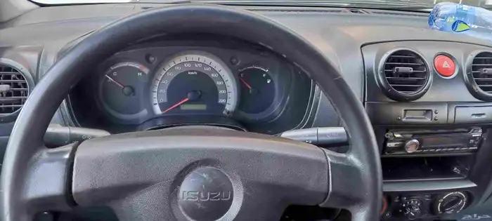 ايسوزو ديمكس 2012 4