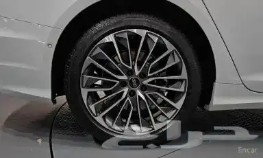 Audi A6 (C8) 45 TFSI Quattro Premium 4