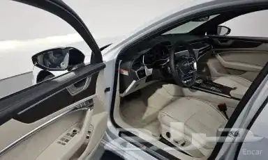 Audi A6 (C8) 45 TFSI Quattro Premium 10