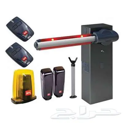 بوابات مواقف السيارات الإيطالية Nice و BFT 13