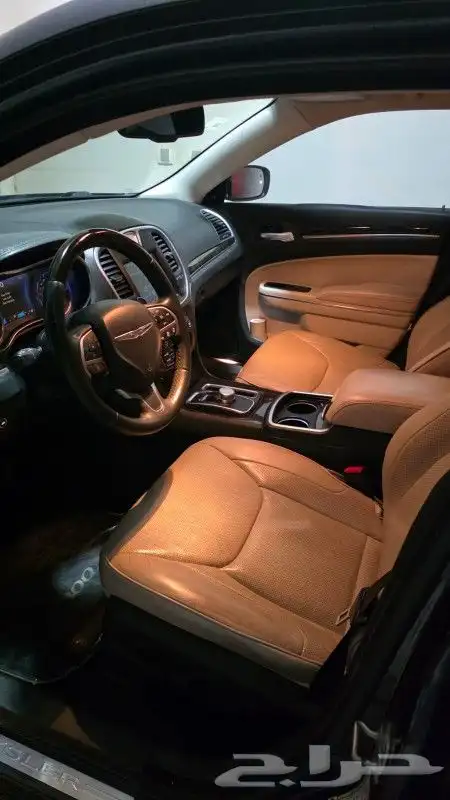 كرايسلر 300c هيمي مالك اول من الوكاله 6