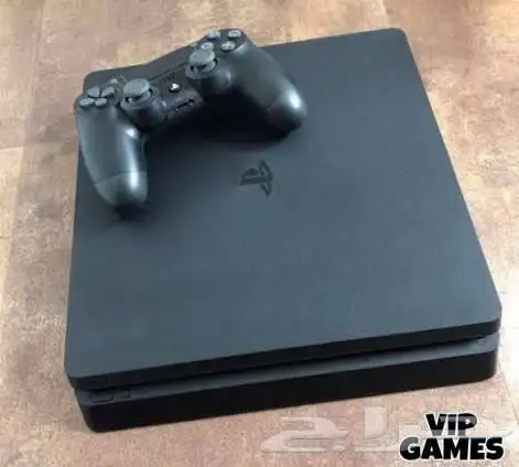 سوني 4 مستعمل مع يدته 500 ريال 0