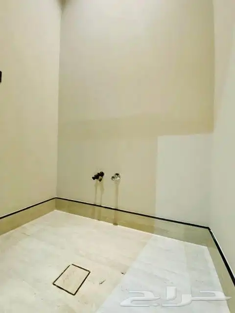 فيلا فاخره بحي المهدية 22