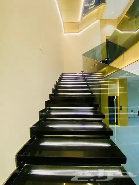 فيلا فاخره بحي المهدية 14