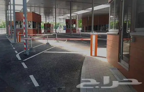 بوابات مواقف السيارات الإيطالية Nice و BFT 2