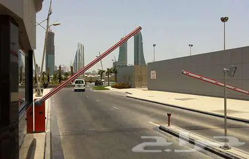 بوابات مواقف السيارات الإيطالية Nice و BFT 14