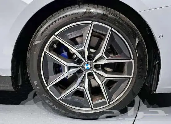 BMW 520iM موديل 2025 الميموني للاستيراد بكوريا 5