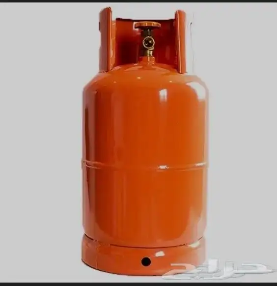 أسطوانة غاز فيها النصف للبيع 180 0