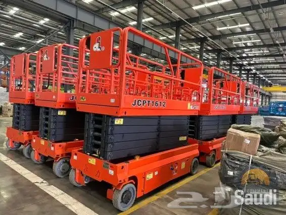 متوفر سيزرلفت مانلفت للايجار باحدث الموديلات 8